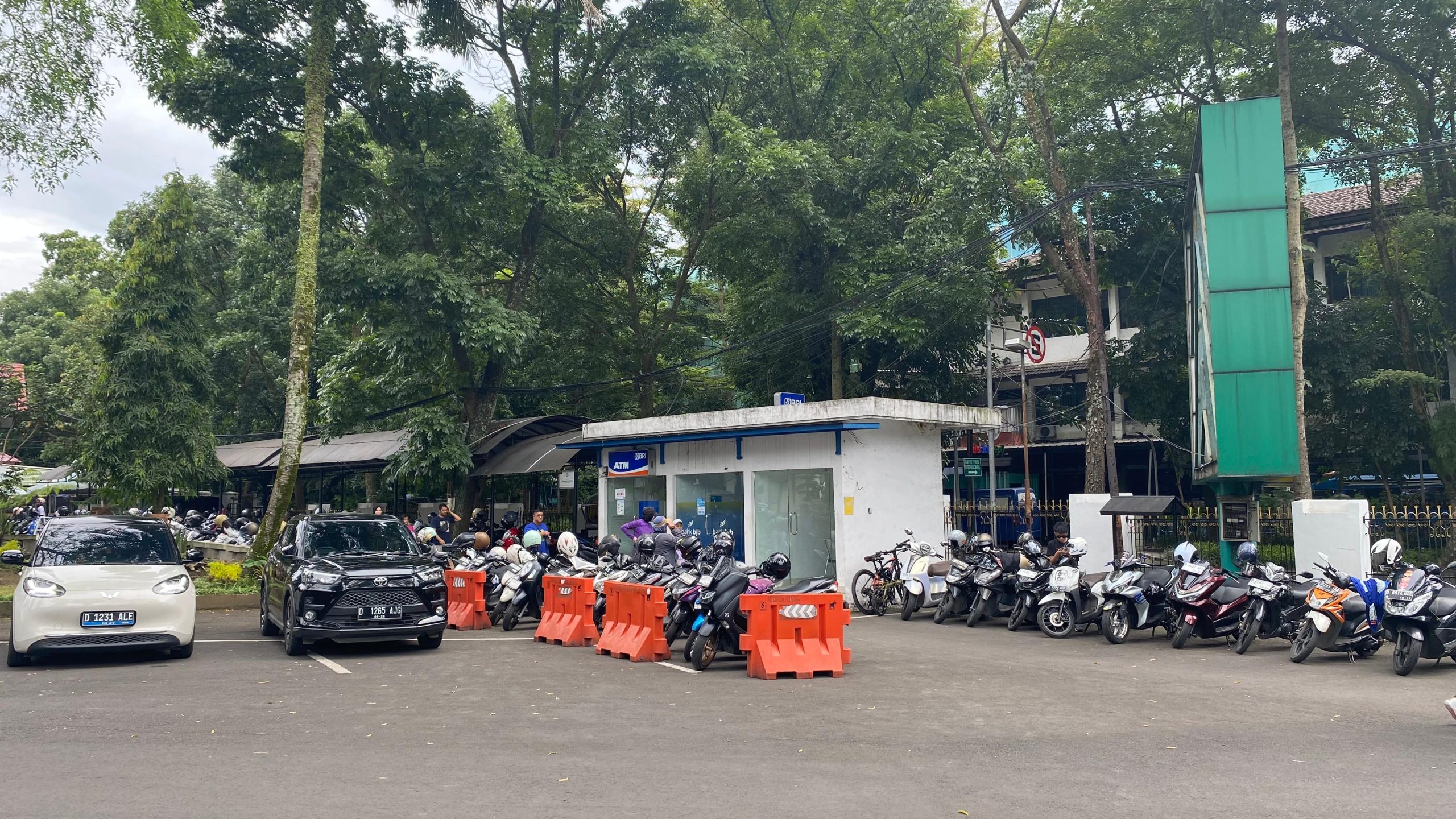 Lapangan Serbaguna Serka Dedy Unadi Bandung