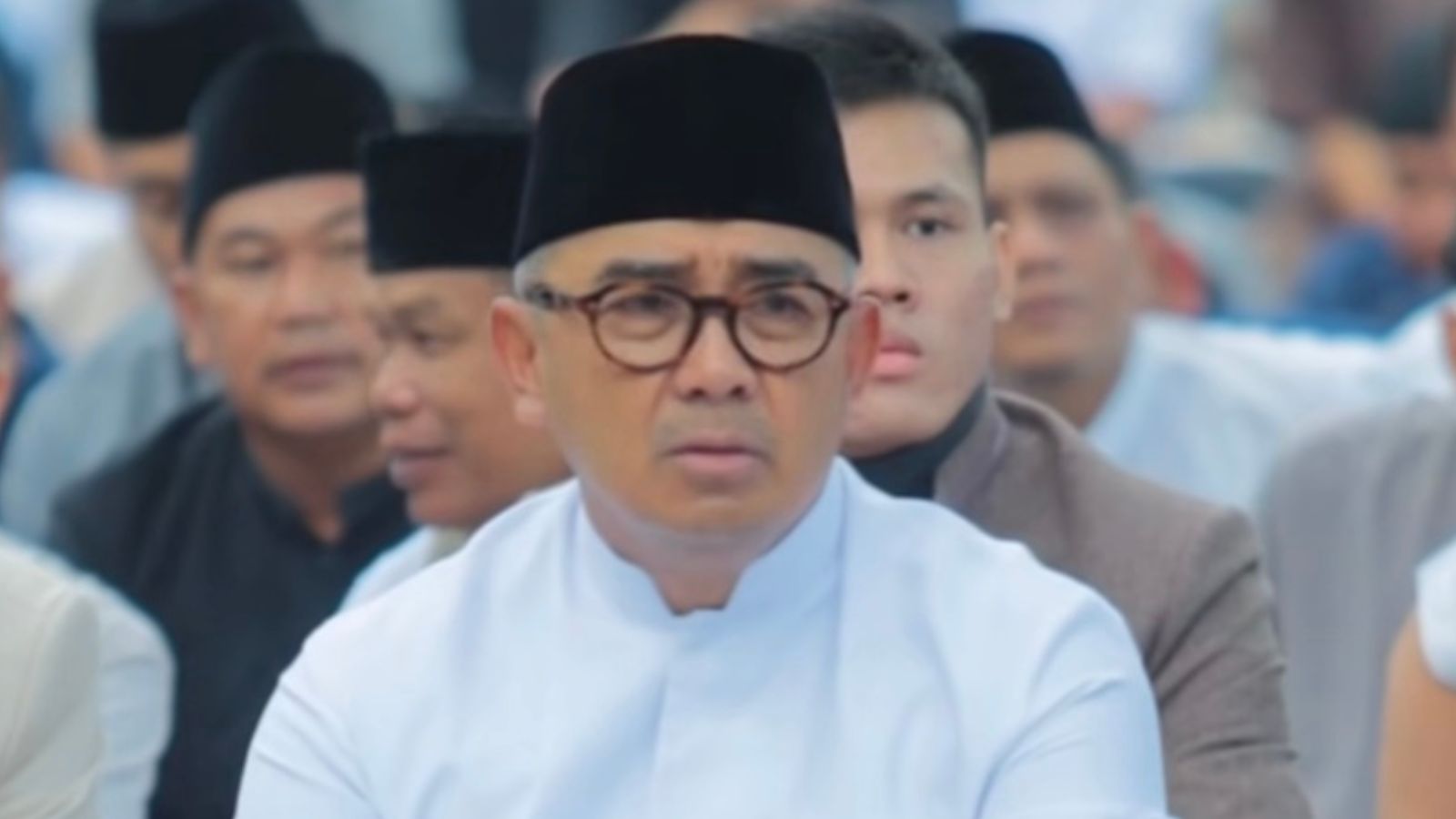 Pesan Wali Kota Farhan saat Salat Id Bandung di Balai Kota