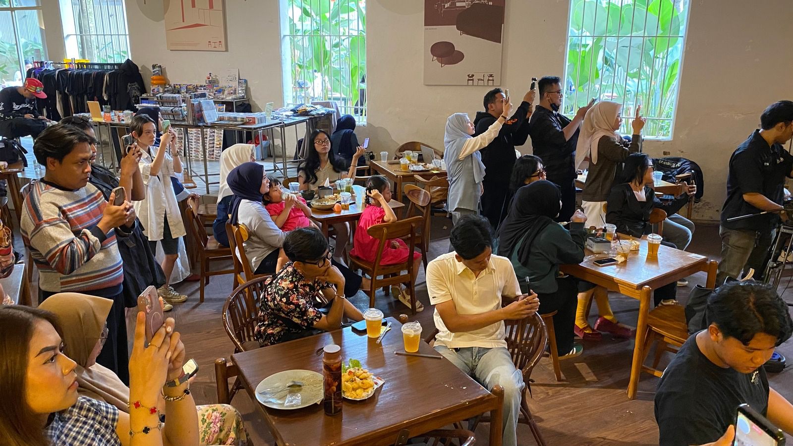 Record Store Day This is EQUAL Kirei di Bandung dengan live performance dan hearing session