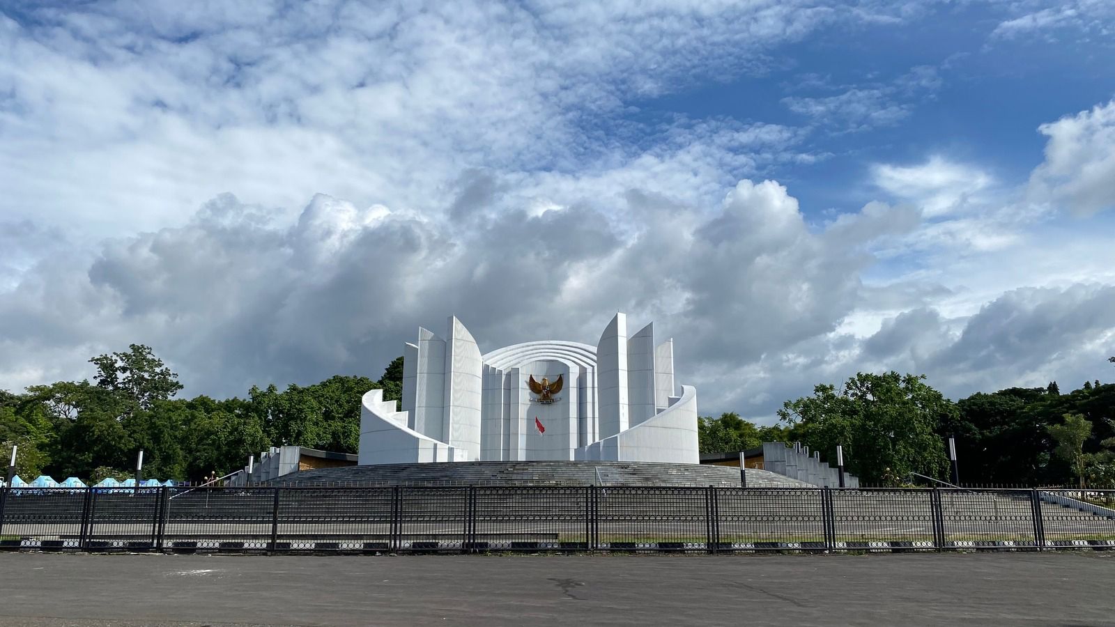 Penataan Gedung Sate Monju Bandung oleh Pemprov Jabar dan Pemkot Bandung