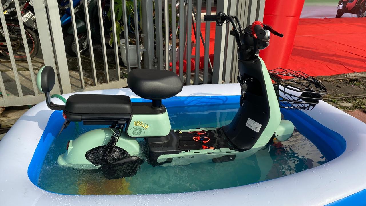 TAILG GF80L saat Riding 1000 Pulau di Kota Bandung