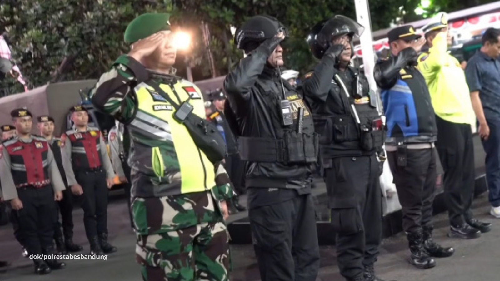 Patroli Gabungan Bandung diperketat dengan pengawasan 24 jam di titik rawan