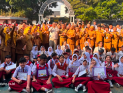 MPLS Bandung Dimulai, Farhan Pastikan Semua Anak Bersekolah